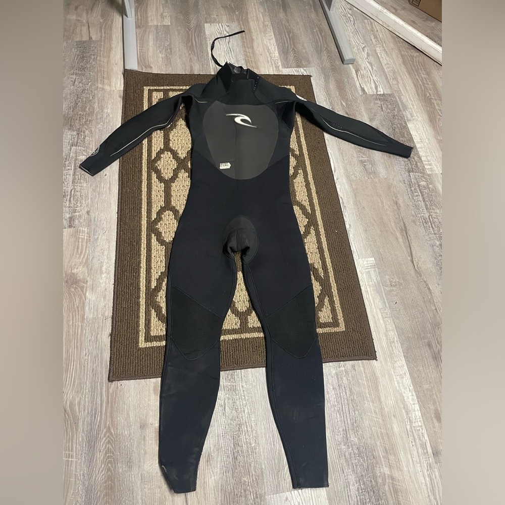 Rip Curl 4/3MM Men’s Medium Tall Back Zip Full Wetsuit